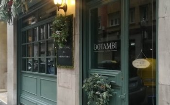 Botambi Taller Floral